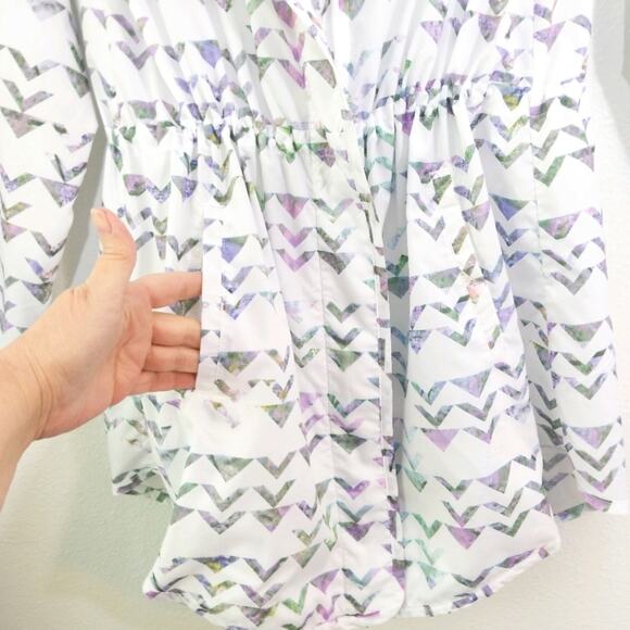 Champion colorful cinch waist hooded windbreaker - Picture 5 of 13